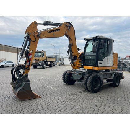 ELADVA! Liebherr A910C Litronic gumikerekes kotró 8/63