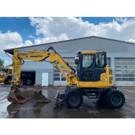 Komatsu PW98 MR-10 gumikerekes kotró 8/8