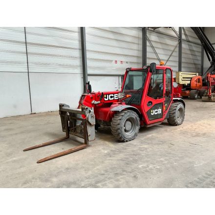 JCB 525-60 teleszkópos rakodó 9/35